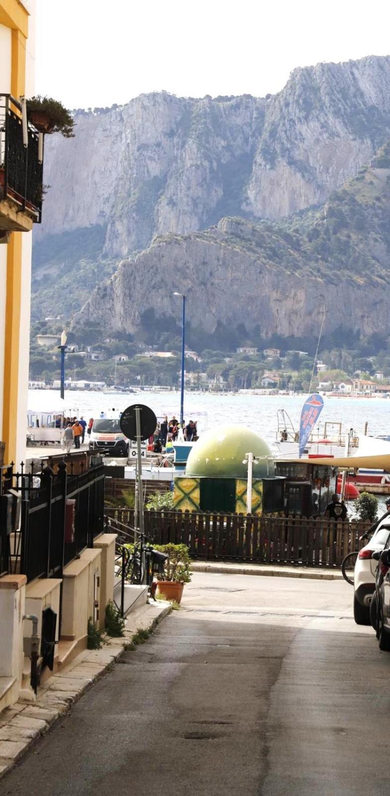 Lo Scarrozzo Room Παλέρμο Εξωτερικό φωτογραφία